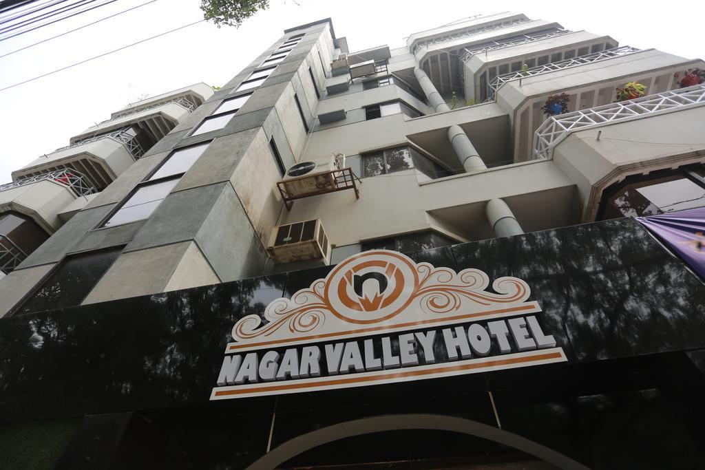 Nagar Valley Hotel Ltd. Dhaka Bagian luar foto